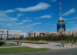 スケール感に圧倒されるカザフスタンの首都アスタナ